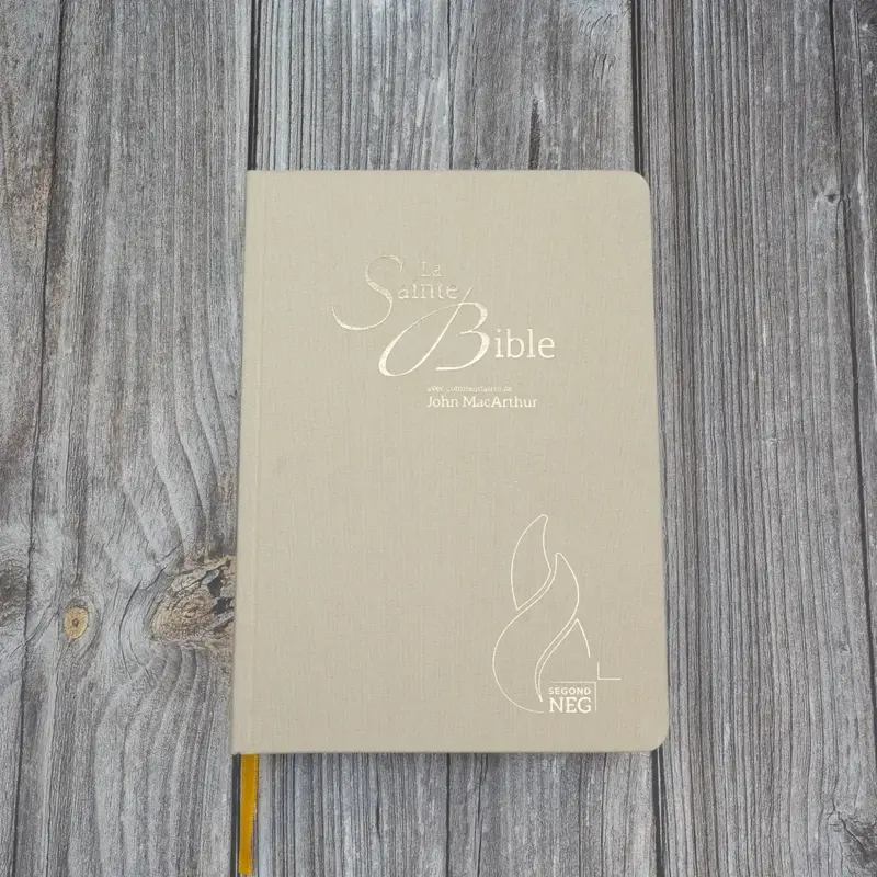 Bible d'étude NEG MacArthur couverture semi-rigide, toile beige