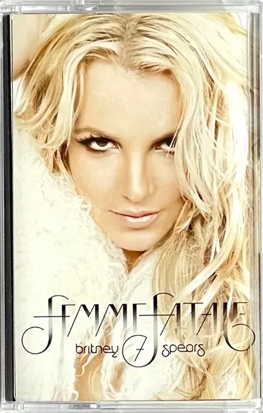 Britney Spears | Femme Fatale (K7)
