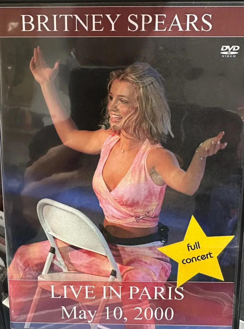 Britney Spears | Live in Paris - 10 Mai 2000