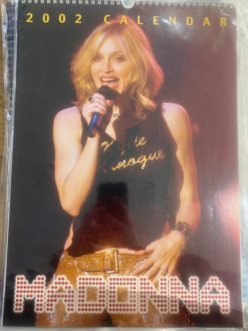 Madonna | Calendrier (2002)