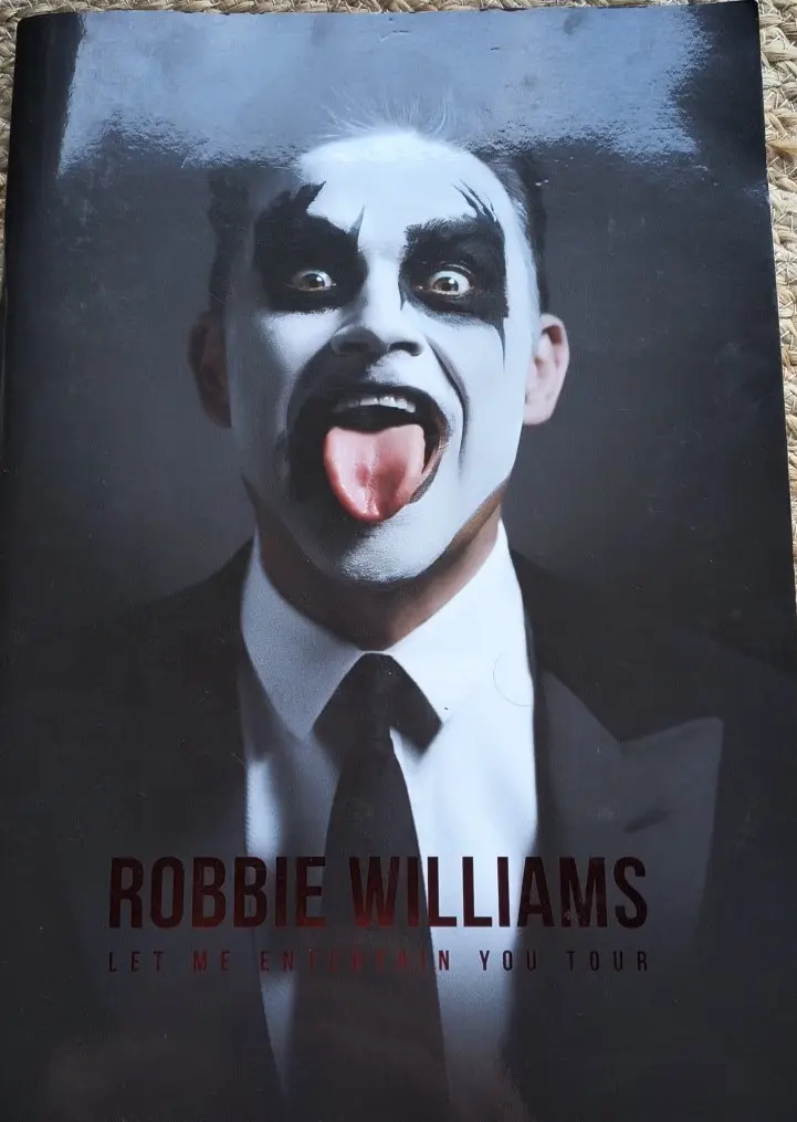 Robbie Williams | Let Me Entertain You (tour book)