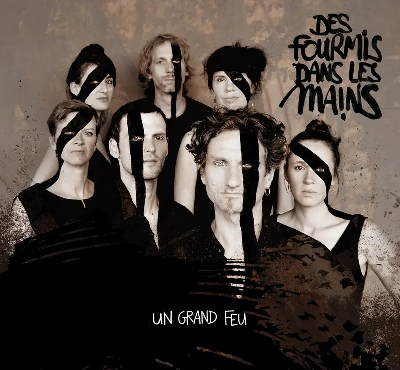 UN GRAND FEU - FOURMIS DANS LES MAINS (CD)